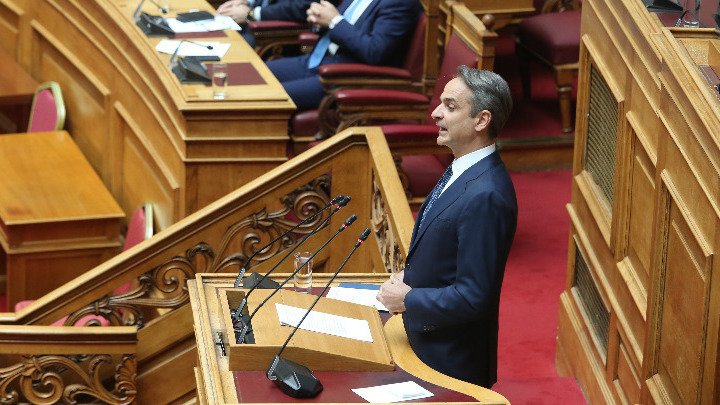 Mitsotakis Rejects Tempi Accusations as "Disgraceful"