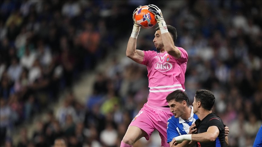 Barcelona Sign Goalkeeper Joan Garcia from Espanyol