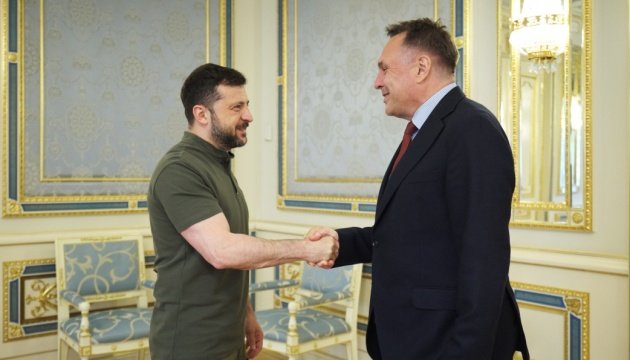 Zelensky, Norway’s Defense Minister Discuss Joint Arms Production