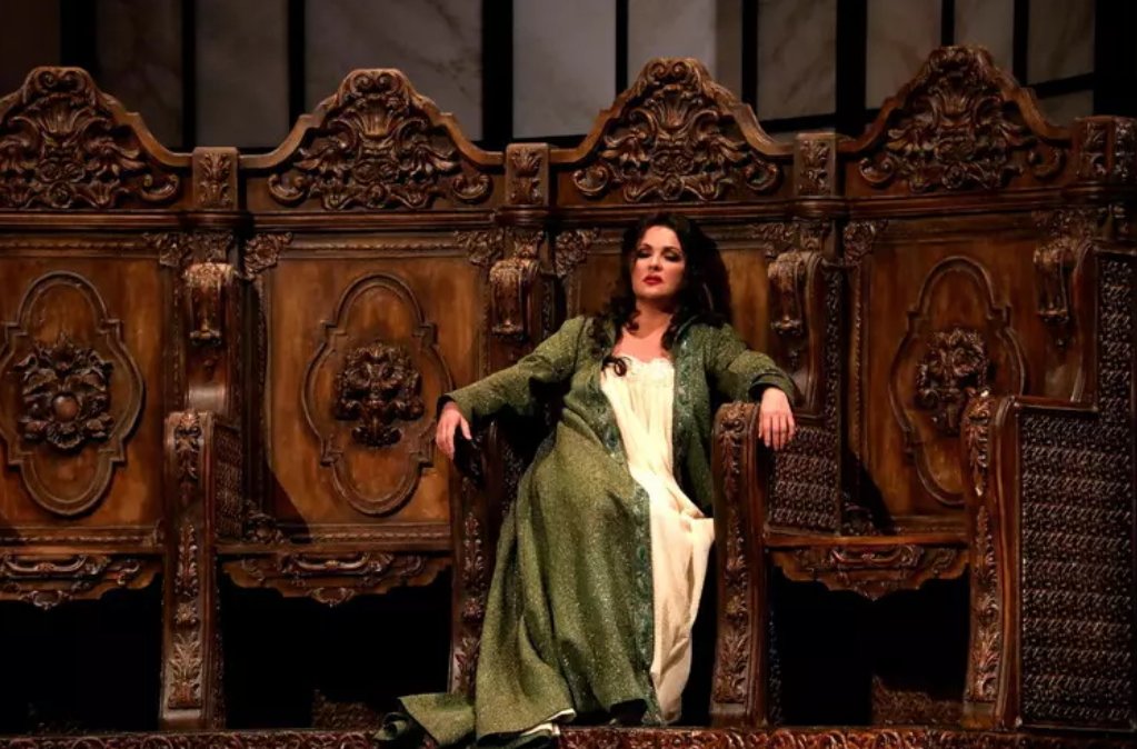 Verona’s Aida Loses Star Soprano Anna Netrebko