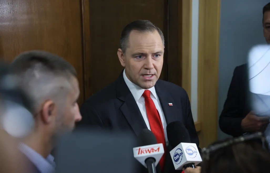 Poland Restores Border Checks