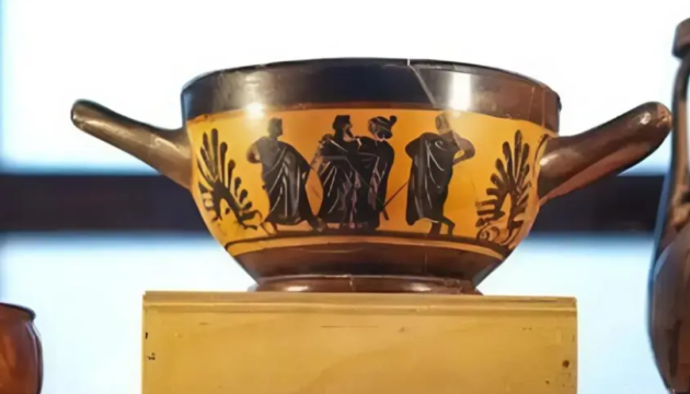 Ukraine Reveals 110 Artifacts Stolen by Russia in Occupied Crimea