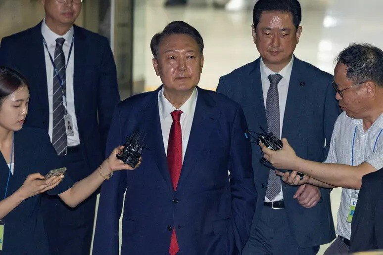 Ex-President Yoon Faces Arrest in Ongoing Coup Investigation