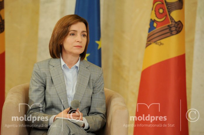 Sandu Urges Air Defense Aid