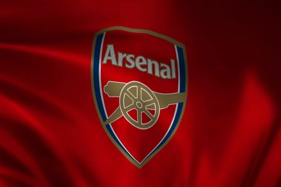 Arsenal Close to Signing Valencia star