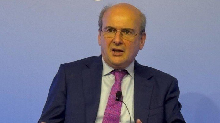 Greece Plans Tax Cuts and Reforms