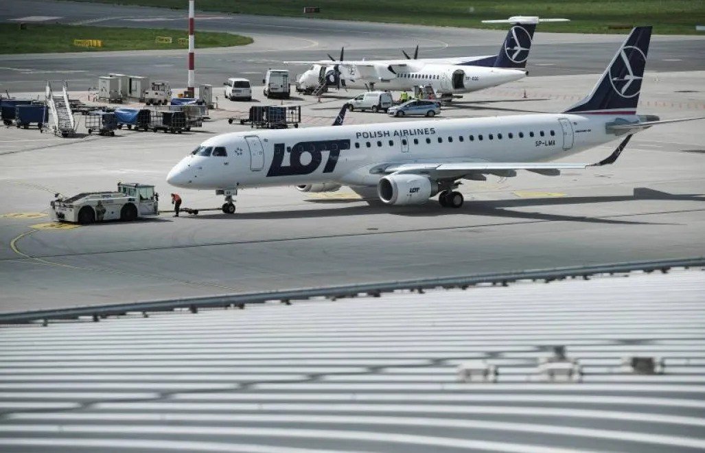 Poland Probes Air Traffic Failure