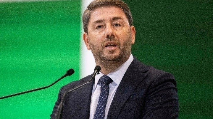 PASOK Leader Slams Gov’t Over Inquiry Moves
