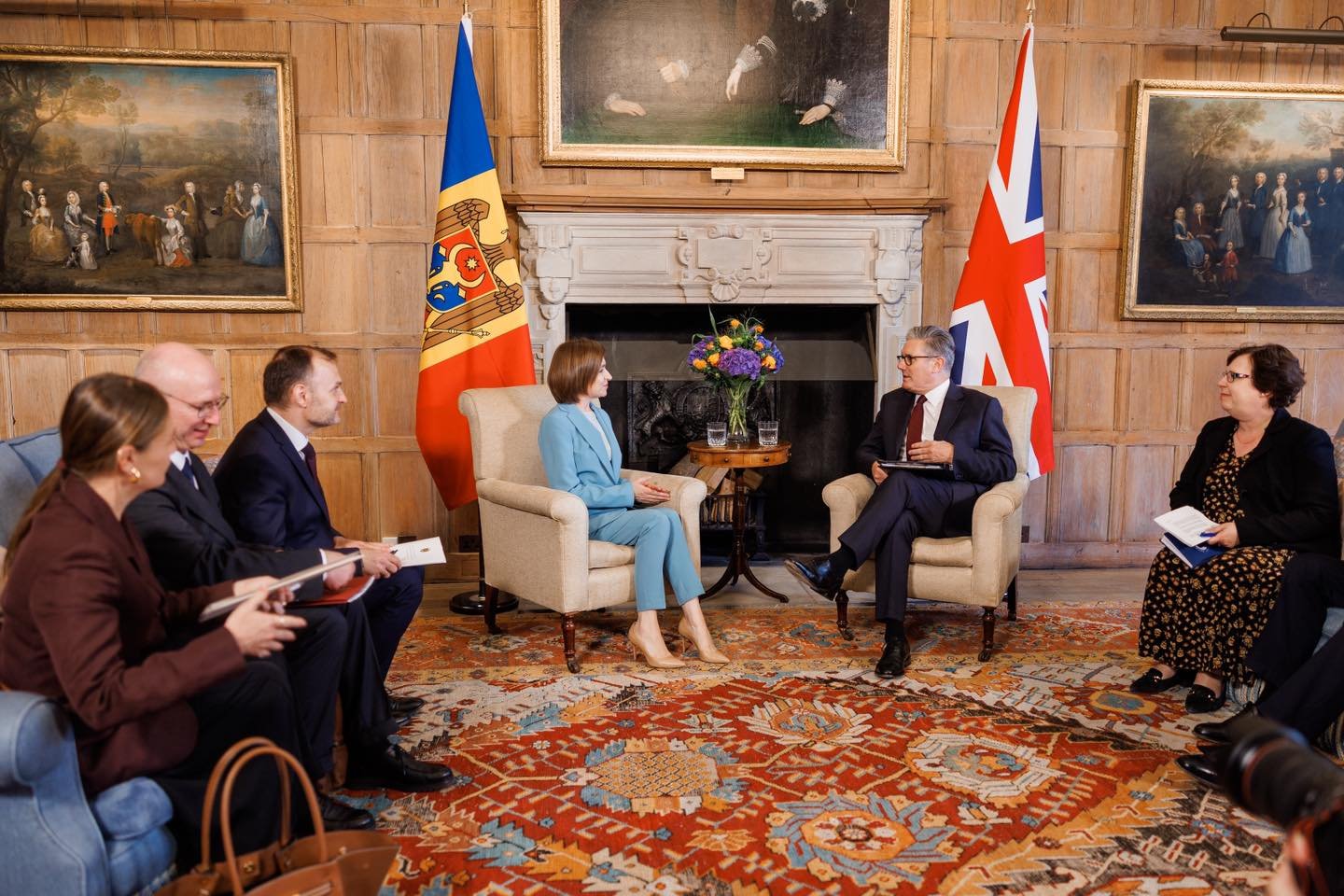 Sandu, Starmer Discuss Stronger Moldova–UK Ties