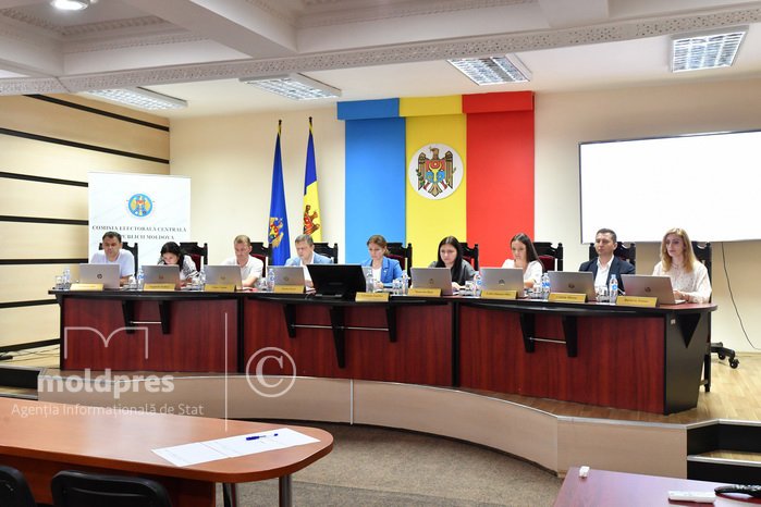 Record Number of Independents in Moldova Vote