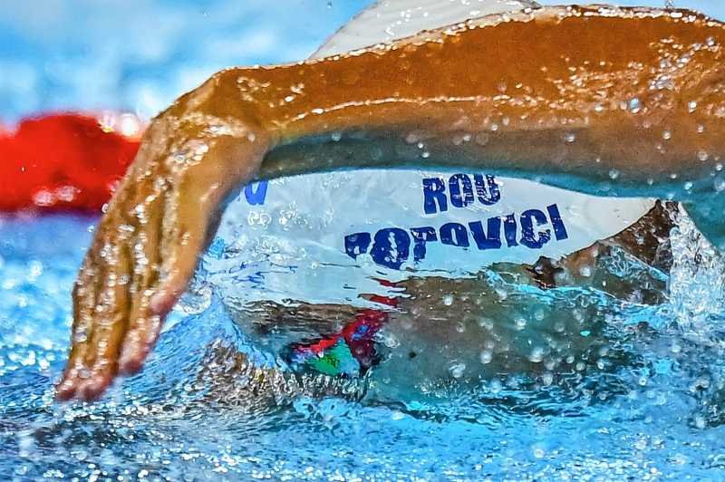 Popovici Wins 200m Freestyle