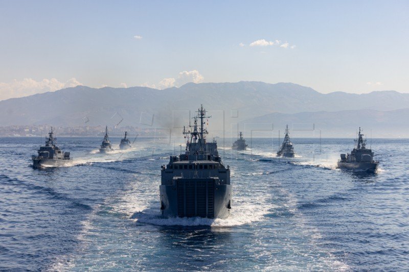 Croatian Navy showcases strength in Adriatic for operation storm commemoration