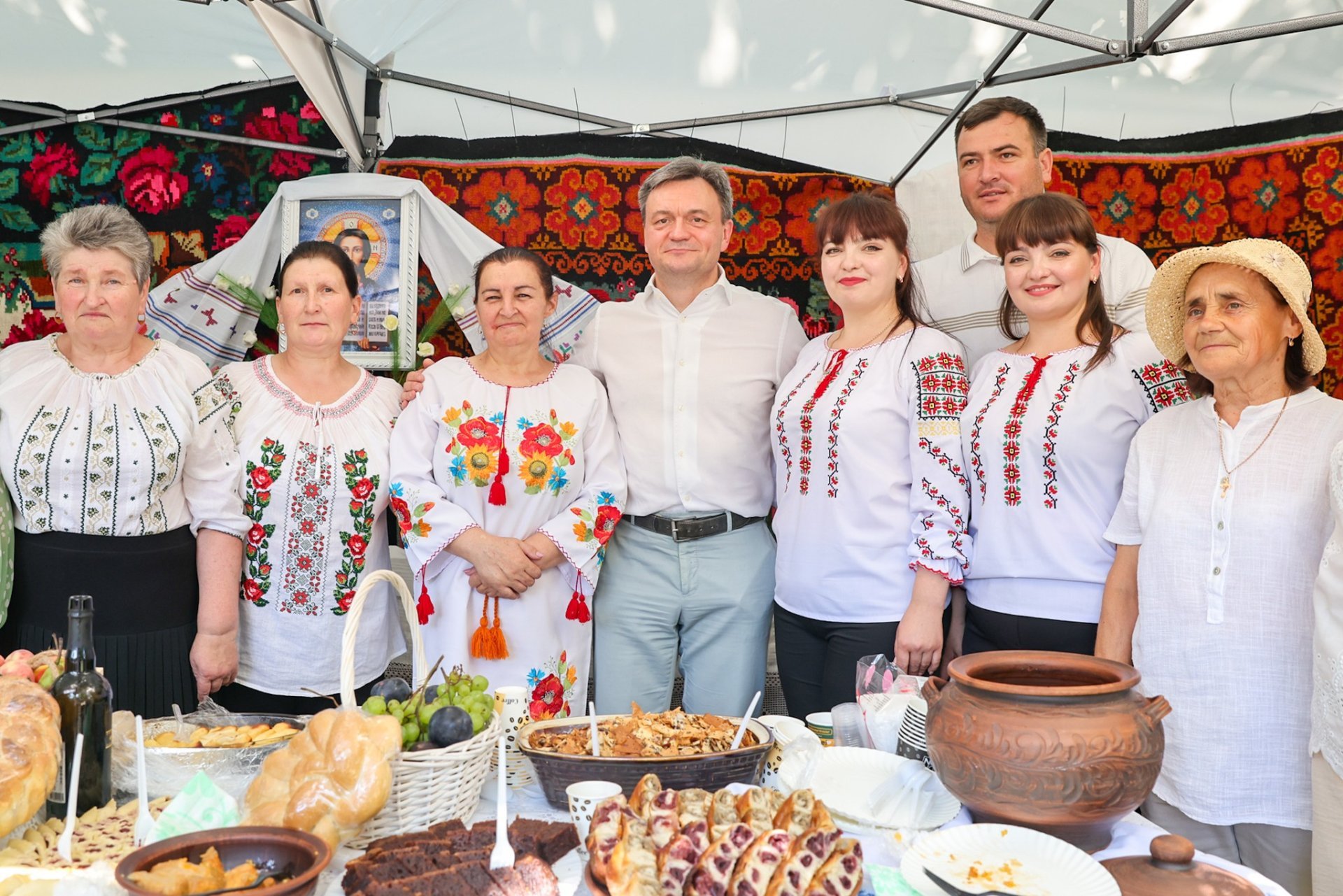 Recean Celebrates Traditions at Village Festival
