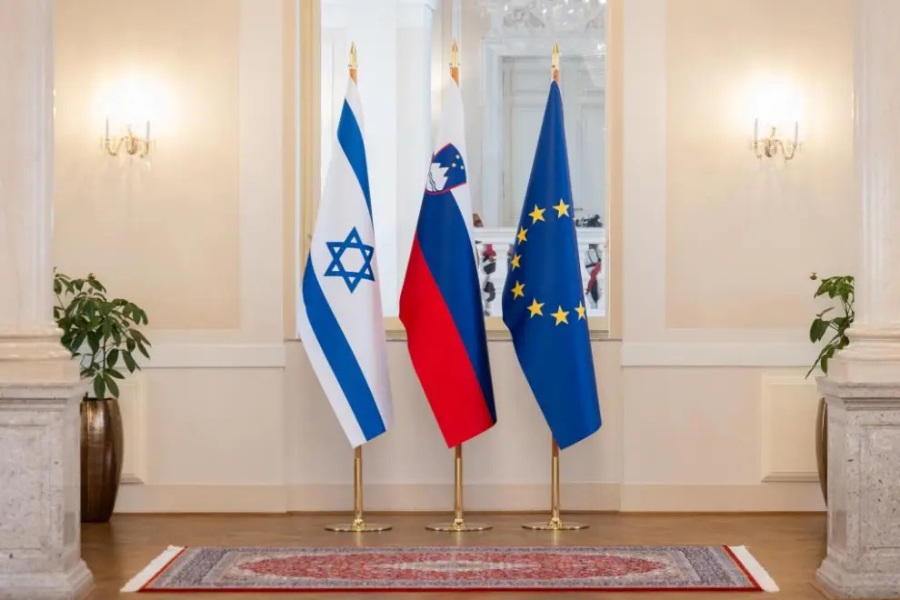 Slovenia bans imports from Israeli settlements