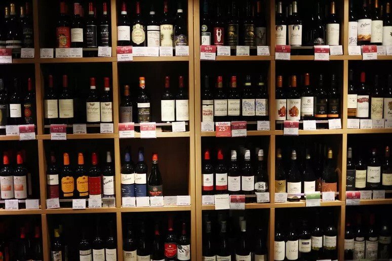 EU alcohol brands demand tariff exemption to save jobs