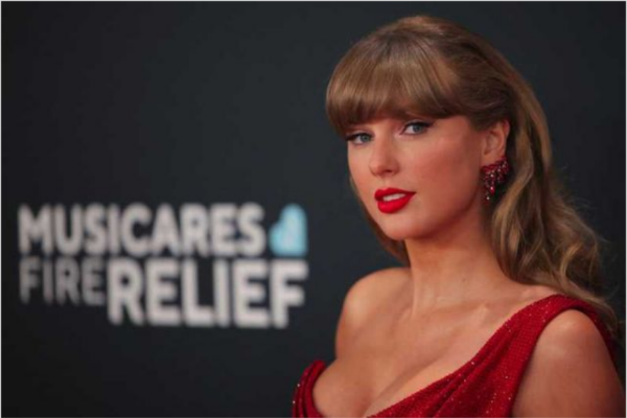 Taylor Swift reveals new album on podcast