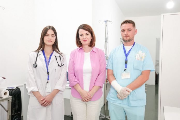 Albania’s minister inspects summer health center in Golem