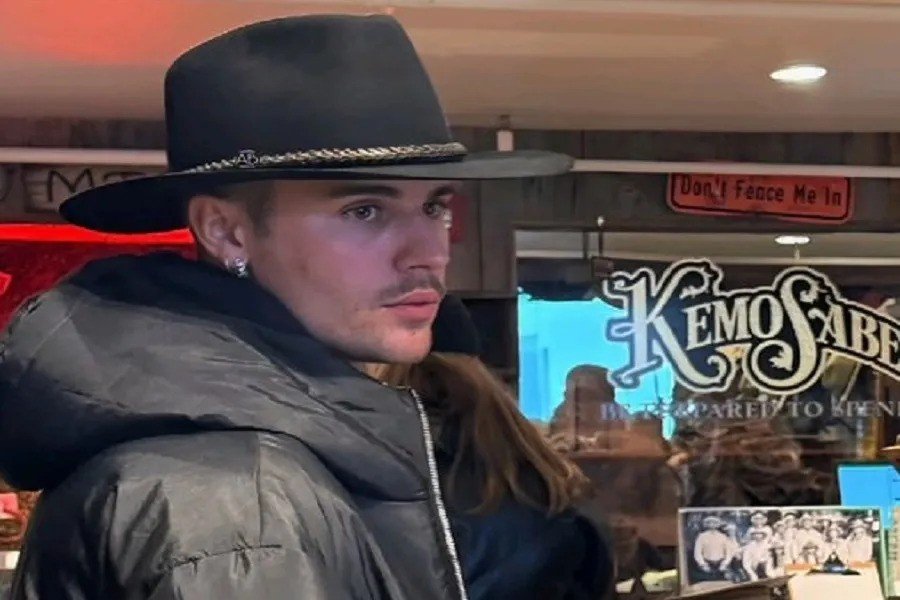 Justin Bieber Opens Up About His Faith and Struggles