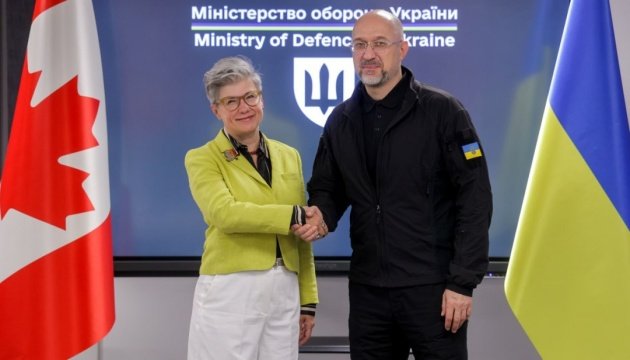 Ukraine, Canada Discuss Support for Long-Range Drone Production