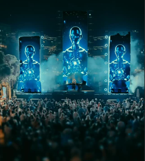 Edi Rama Shares Highlights from Solar Fest in Saranda