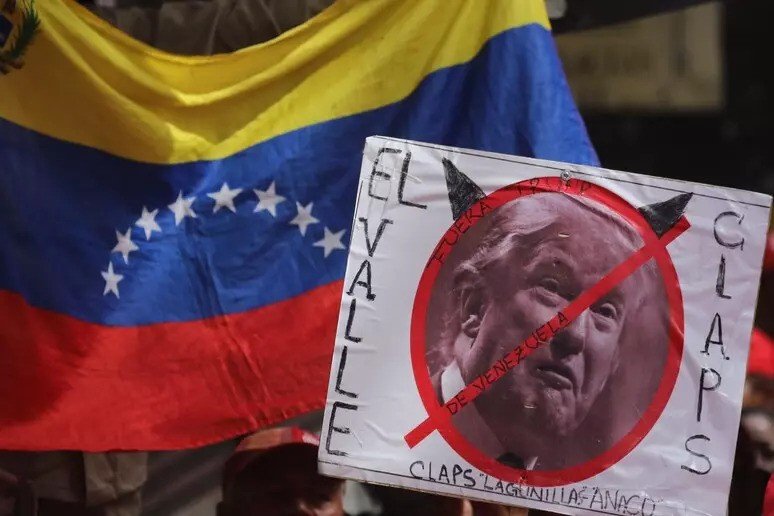 Trump Sends Warships Near Venezuela