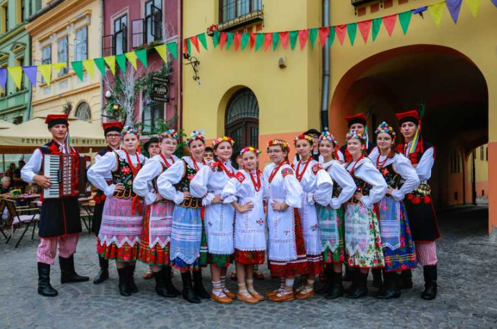 Romanian Artist Nicu Posta to Perform ‘The Harmony of the Tarnava Rivers’
