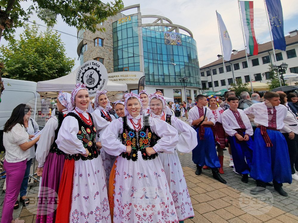 New Zealand Artist to Present Bulgarian Folklore