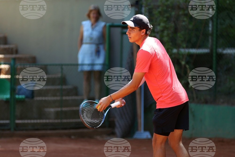 Bulgarian tennis star advances to Round 3 in New York