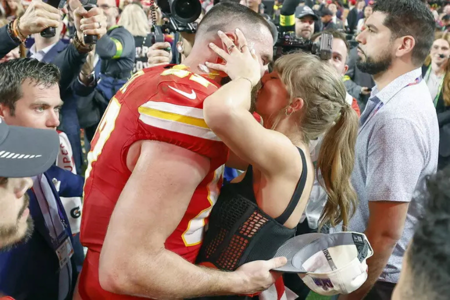 Taylor Swift to wed Travis Kelce at Rhode Island’s holiday house