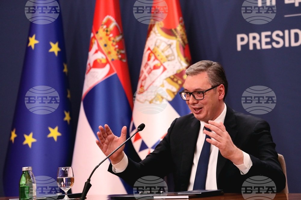 Serbian President meets Steven Seagal in Belgrade