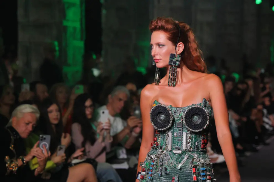 Slovenian top designer stuns with sustainable fashion