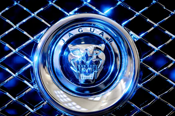 Jaguar Land Rover to resume production