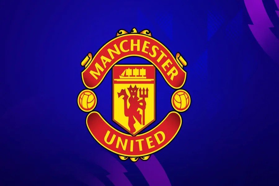 Manchester United weighs options amid Amorim’s tactical stubbornness