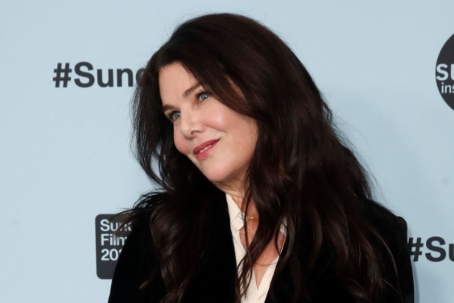 Lauren Graham honored with Hollywood Walk of Fame star