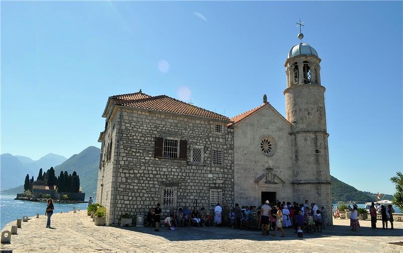 Slovenian Croats visit Montenegro and North Macedonia