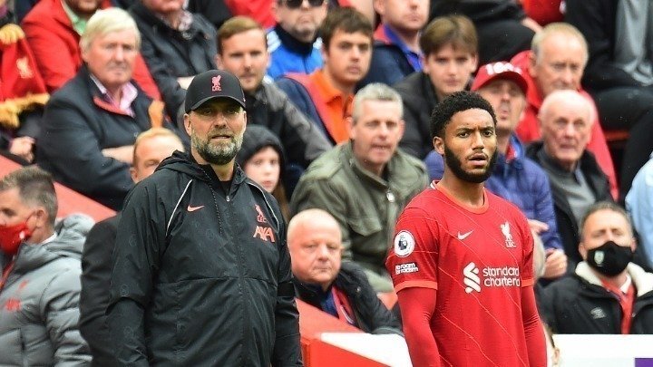 AC Milan set to sign Liverpool star defender