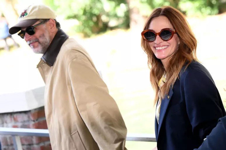 Julia Roberts, Andrew Garfield lead Venice-hit drama in slow Italian weekend
