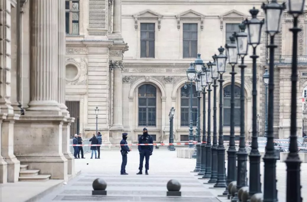 Police arrest Louvre theft suspect
