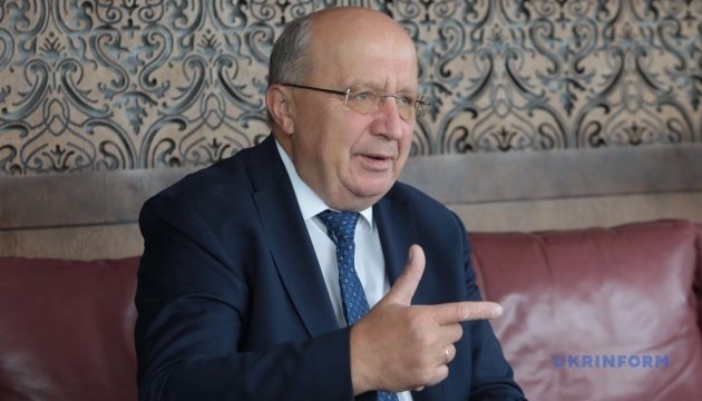 Russian forces spoofed GPS to form letter Z, EU official says