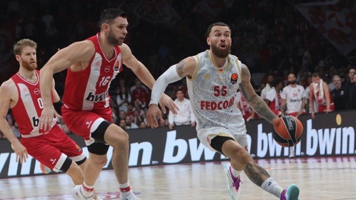 Greece's champion suffers narrow defeat in thrilling EuroLeague clash