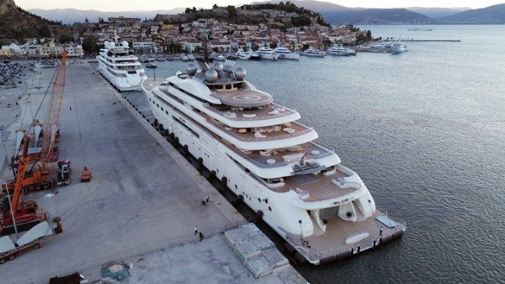 Greek parliament ratifies concession for mega-yacht port on Corfu
