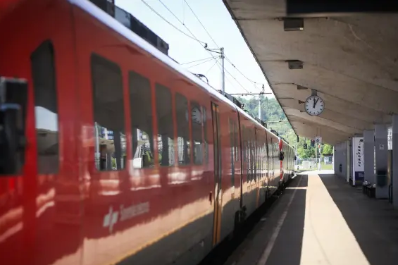 EU rail travel hits record in 2024