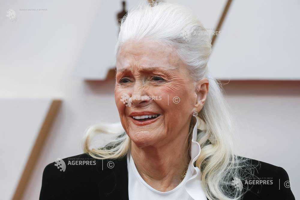 Hollywood mourns Oscar-nominated actress Diane Ladd