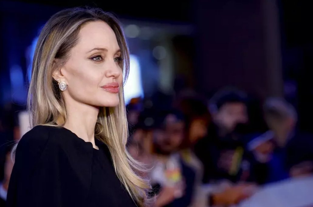 Angelina Jolie makes surprise visit to Ukraine