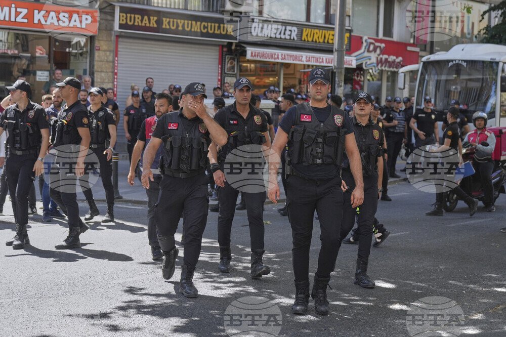 Türkiye issues arrest warrants in football betting scandal