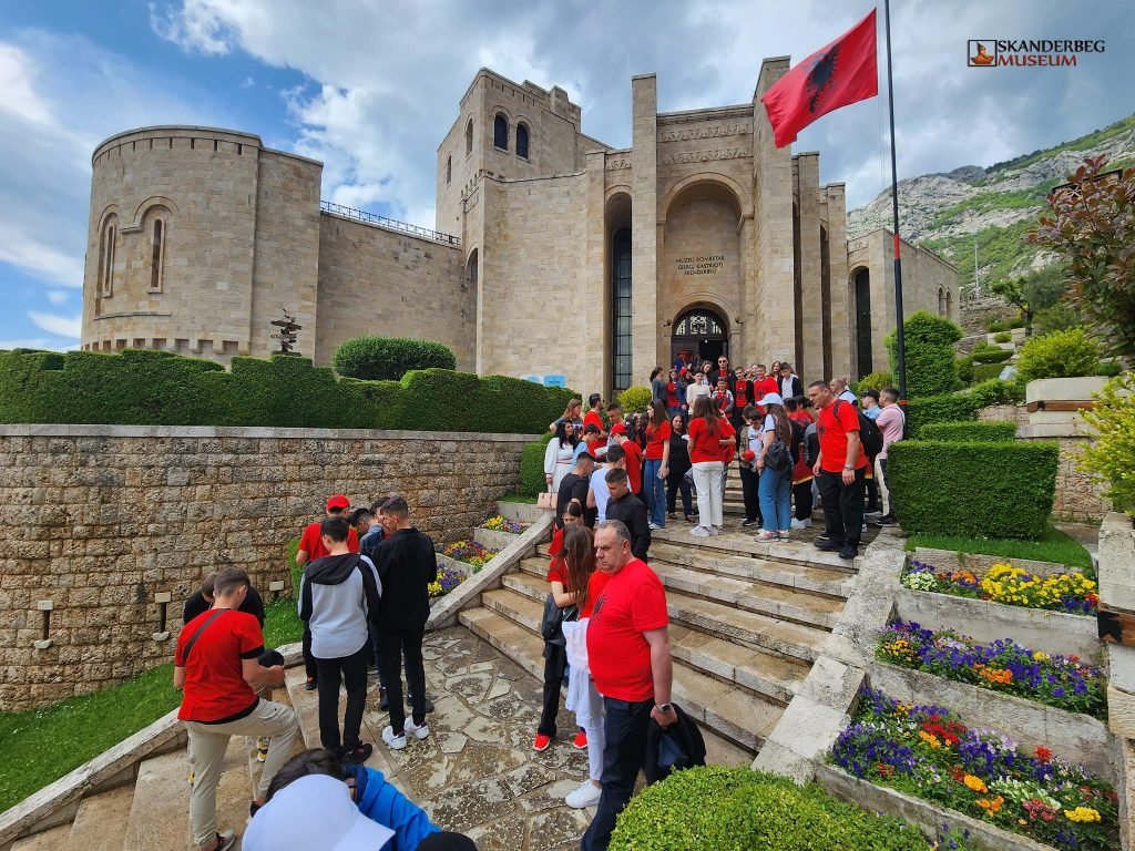 Albania sees steady rise in foreign tourists through 2025