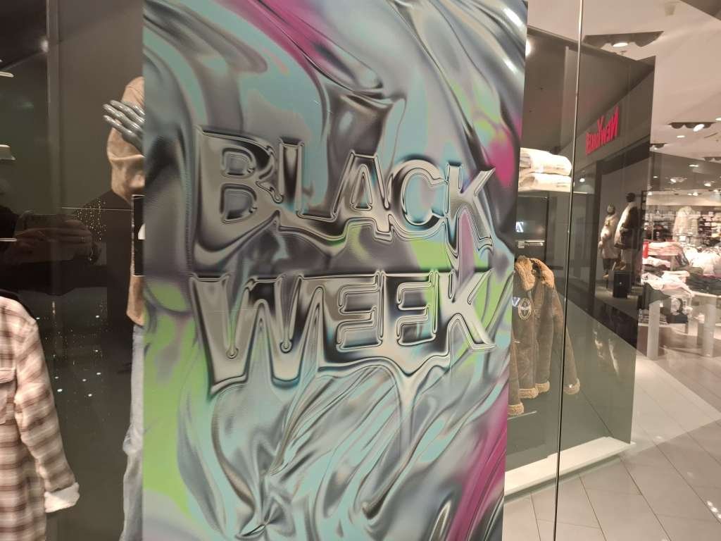 Black Friday in Bosnia: Modest discounts, big temptations