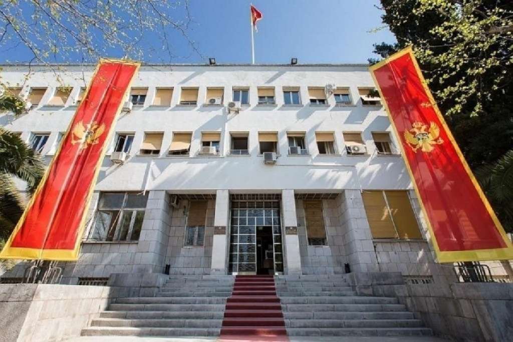Turkish nationals leave Montenegro after new visa rules