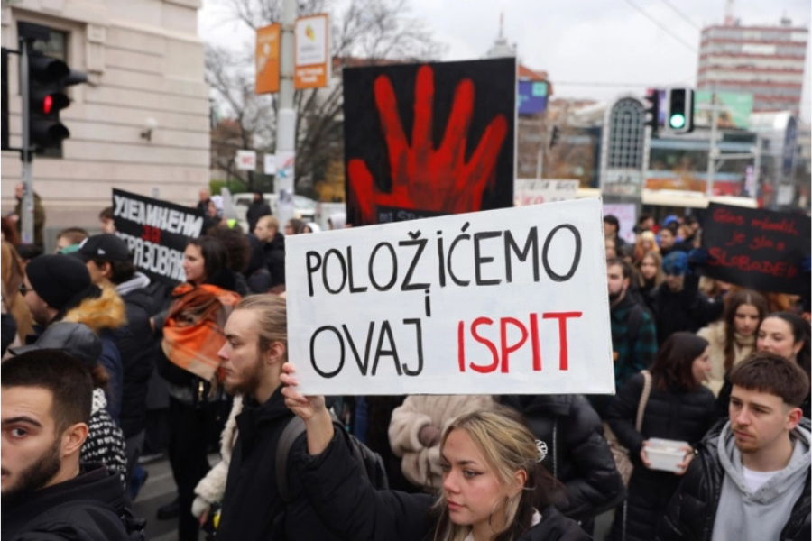 Serbian students announce nationwide protests