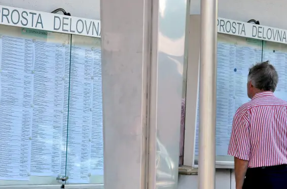 Slovenia sees slight rise in unemployment in November